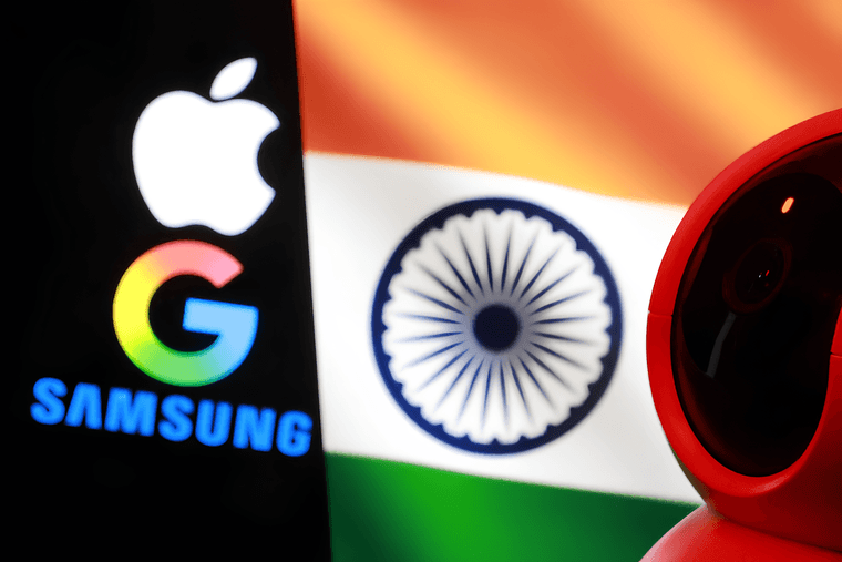 Apple, Google и Samsung выступают против постоянной слежки за владельцами смартфонов в Индии