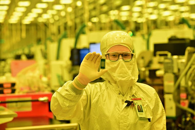 Intel открыла завод Fab 52 в Аризоне и запустила производство по техпроцессу 18A