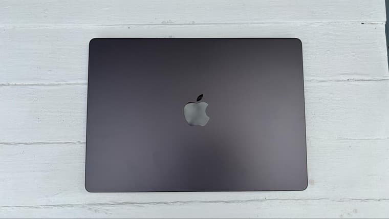 Tom's Hardware опубликовал обзор MacBook Pro с чипом M5 — очень мощный и с высокой автономностью
