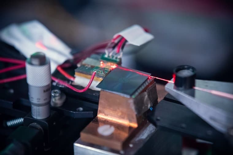 Впервые создан чип с интеграцией холодных атомов