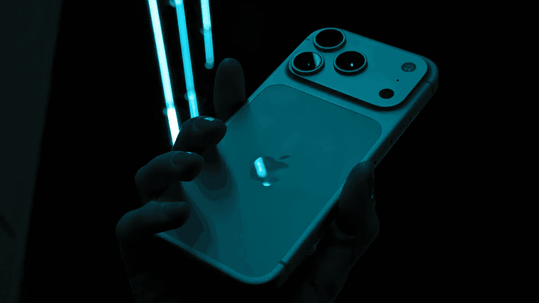 Apple начала мешать серому импорту iPhone в Россию через Индию — MoneyControl