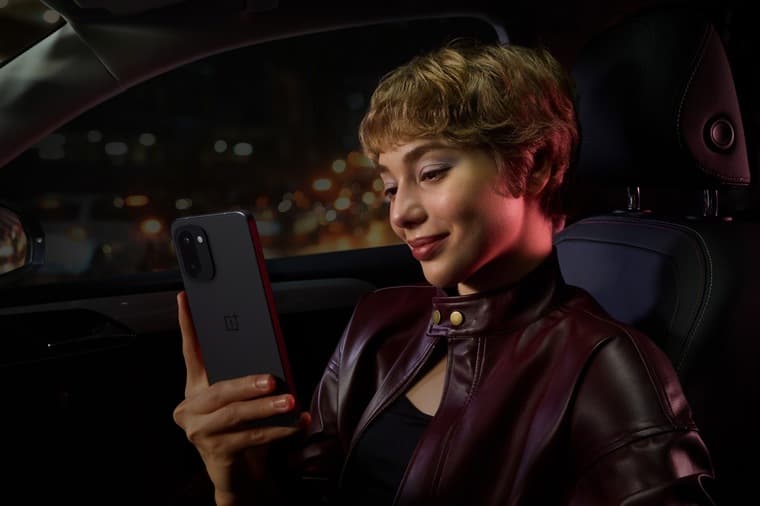 Представлен субфлагман OnePlus 15R — Snapdragon 8 Gen 5, 7400 мА*ч, 165 Гц, от $699