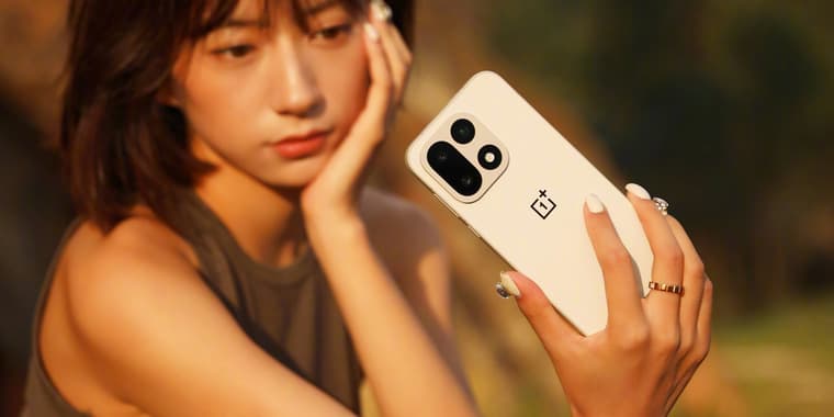Компактный OnePlus 15s получит Snapdragon 8 Elite Gen 5 и батарею на 7000 мА*ч — gadgetsdata