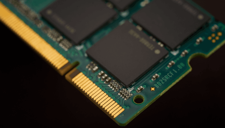 В DNS появились модули оперативной памяти DDR5-5600 от Foxconn на 16 ГБ