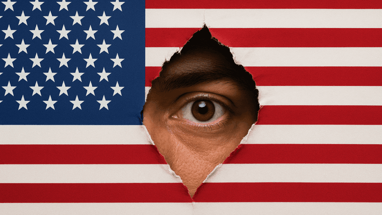 Власти США внедрили ИИ для слежки за 8 млрд постами в соцсетях в день