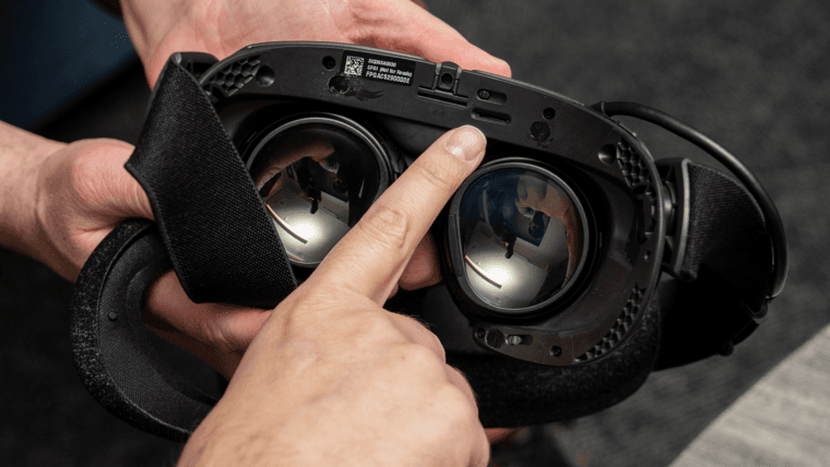 Valve хочет сделать из карт памяти microSD аналог игровых картриджей для Steam-устройств