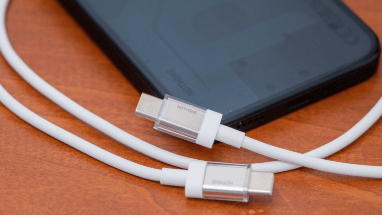 Большинство хочет видеть USB-кабель в комплекте поставки смартфонов — опрос Android Authority