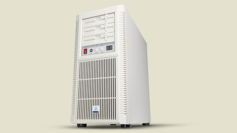 SilverStone начала продажи ретро-корпуса FLP02 — цена 200 долларов