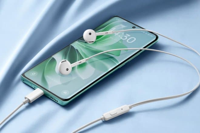 OnePlus представила наушники дешевле 1000 рублей