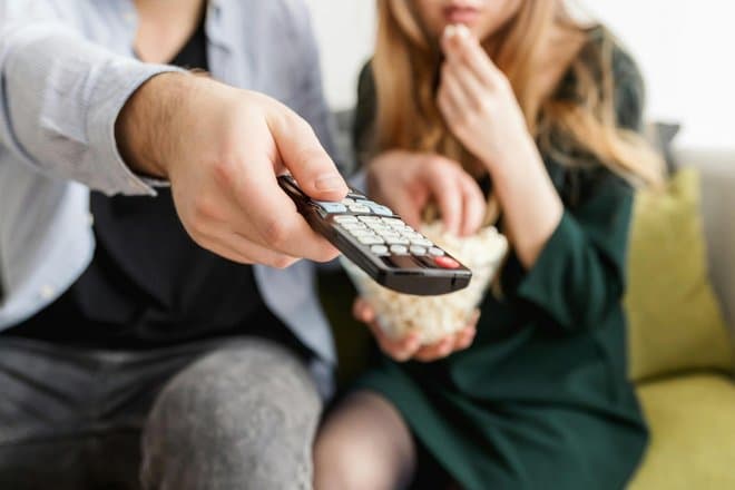 Удар по интеллекту: просмотр ТВ связали с уменьшением объема мозга