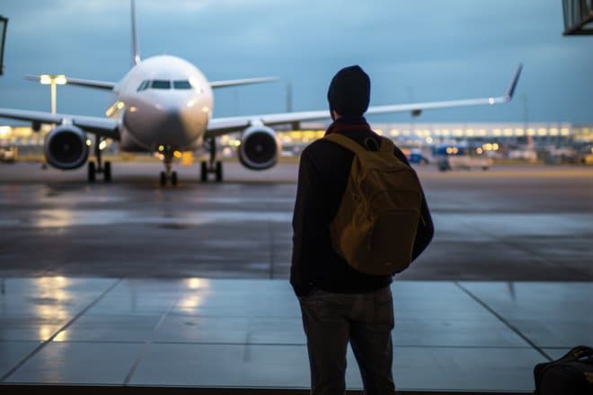 В России разрешат проходить в самолет без паспорта: подробности