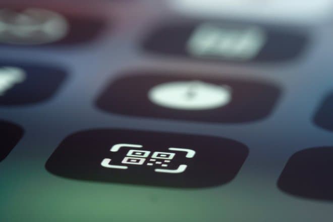 Россиянам рассказали, как расплачиваться через QR-код и не потерять деньги