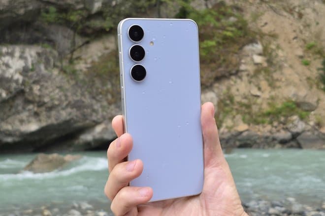 Смартфон Samsung начал разрывать штаны владельцев