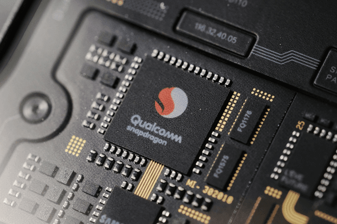 Чипы Qualcomm для смартфонов подорожают с сентября