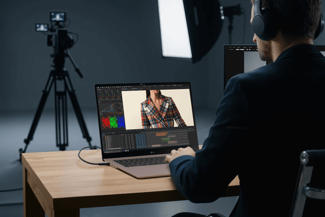 LG анонсировала самый легкий в мире 17-дюймовый ноутбук