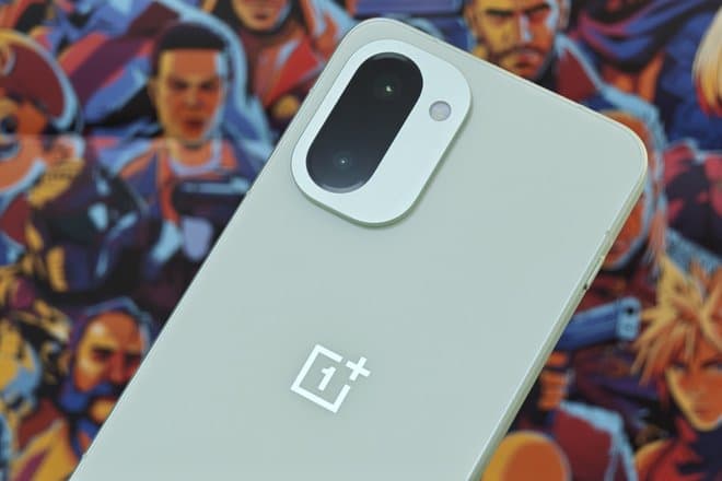 Названы дешевые конкуренты iPhone 17 Pro