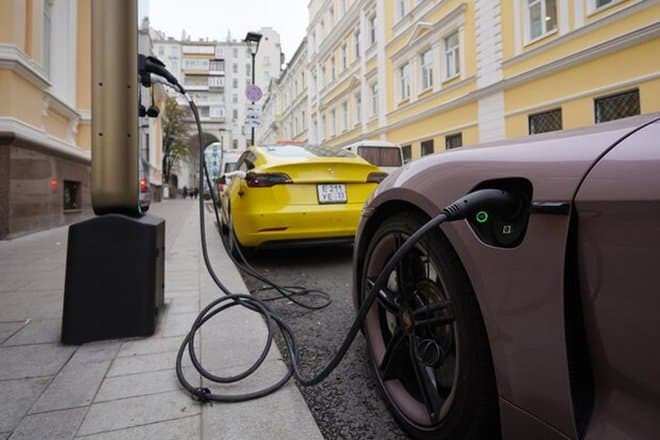 Россиян предупредили об уязвимостях современных электромобилей