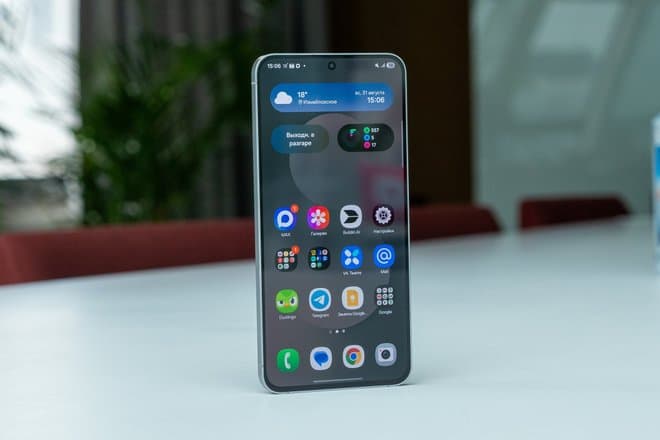 Россияне активно предзаказывают новый Samsung Galaxy S25 FE: статистика