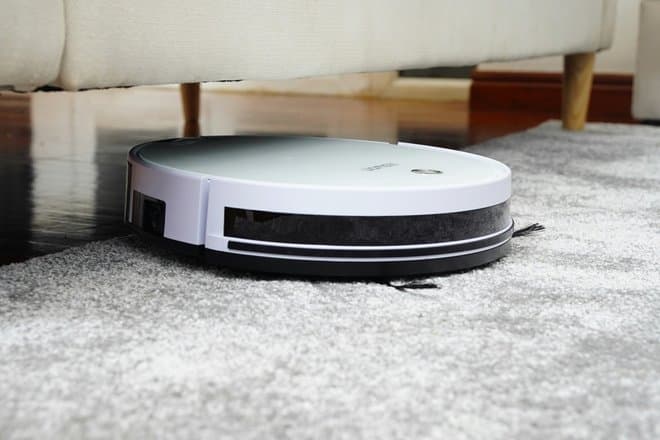 Maker's Pet выпустила робот-пылесос Oomwoo, который владельцы собирают самостоятельно