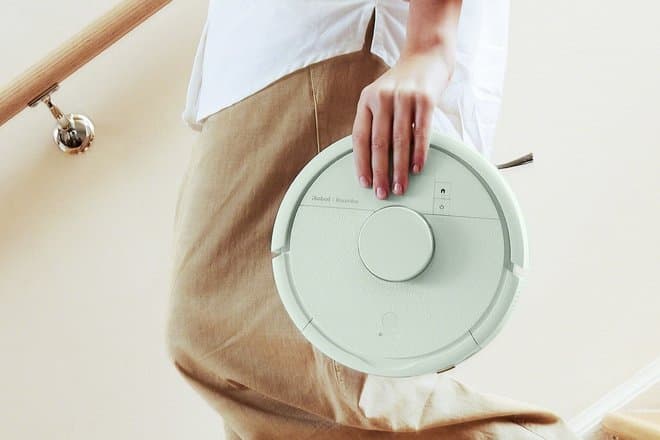 iRobot представила самый маленький робот-пылесос в мире