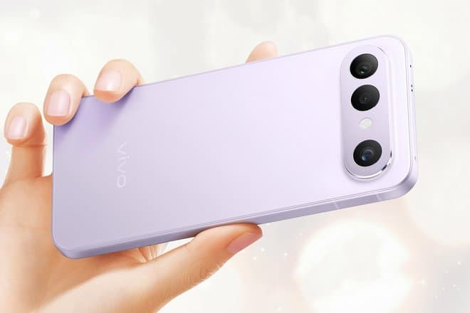 В России представили компактный субфлагман vivo X300 FE