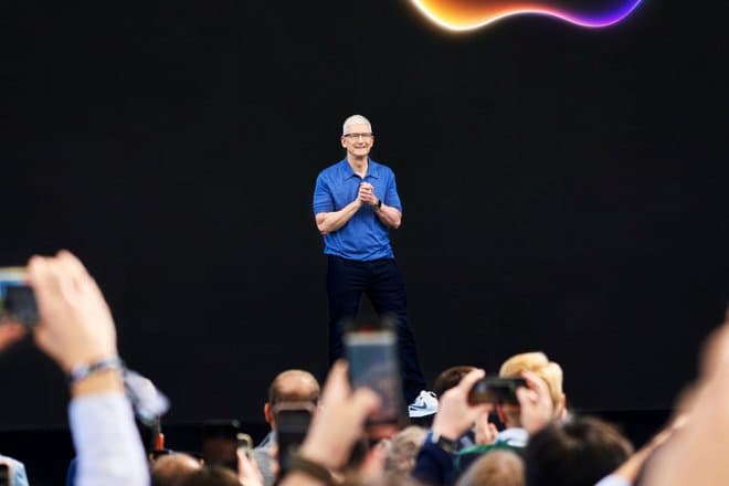Тим Кук прокомментировал слухи о своем уходе из Apple
