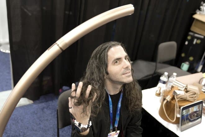 Dreame представила первый в мире фен-торшер (фото)