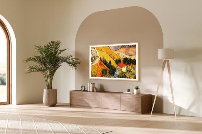 Эксперт рассказал об активации прослушки в смартфонах и телевизорах через ультразвук