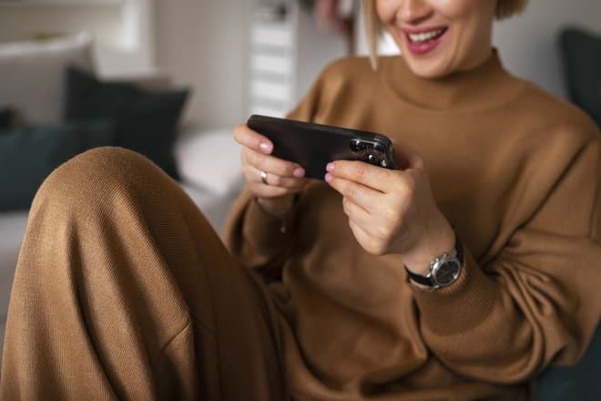 Описаны скрытые функции USB-порта смартфона