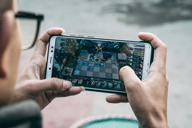 Стратегии оказались доминирующими среди мобильных игр: аналитики