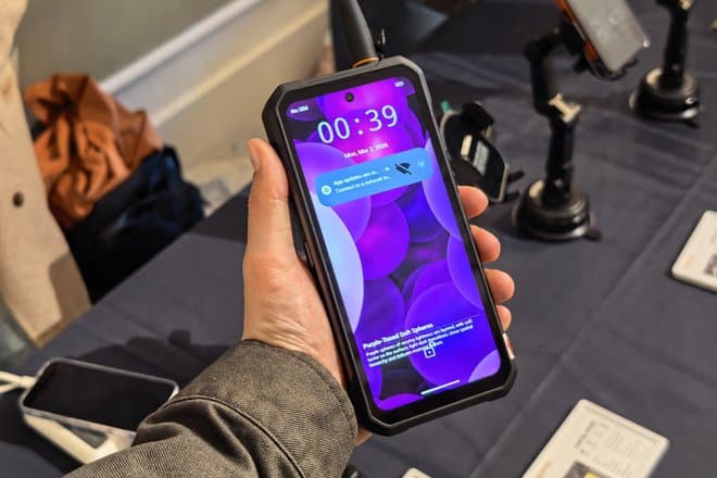 Представлен Oukitel WP61 Plus: защищенный смартфон-рация с огромной батареей