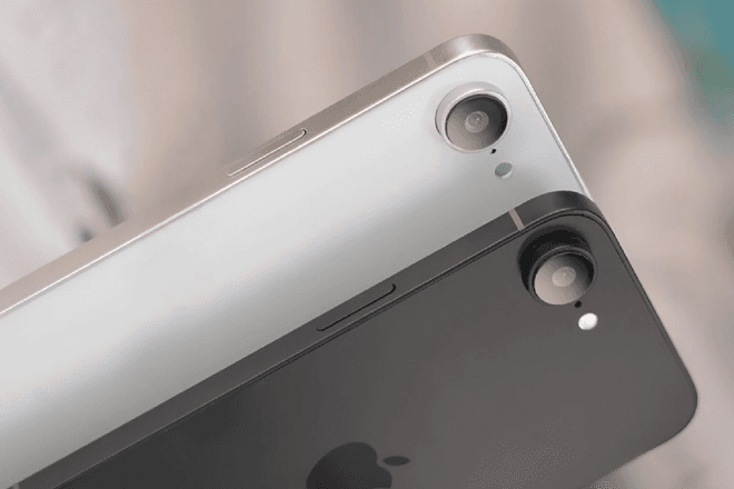 Самый первый iPhone SE признали устаревшим