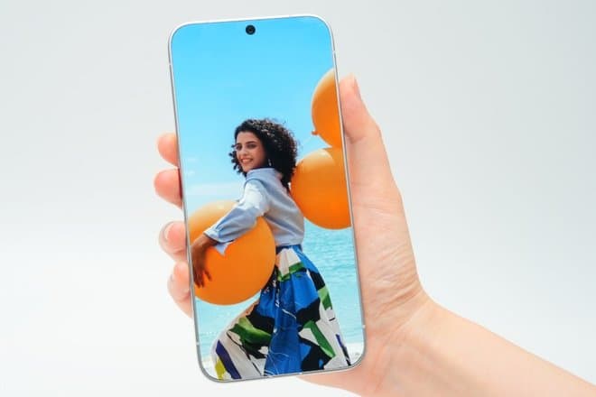 Tecno представила первый смартфон с «нулевой» рамкой
