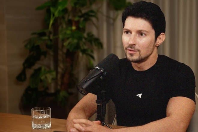 Дуров назвал отвлекающий его гаджет