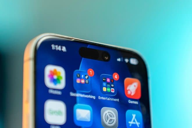 Эксперт объяснил, почему уведомления от смартфона поднимают пульс